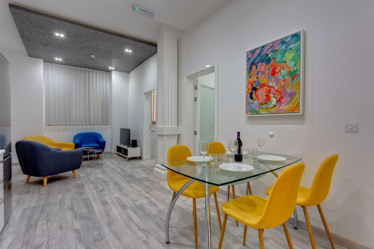 Stylish 3Br Apartment, Fantastic Location In Sliema Exterior photo